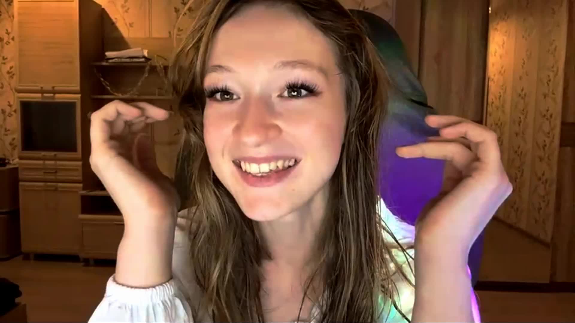 LisaSchroyer Приват Записи 2026-08-27
