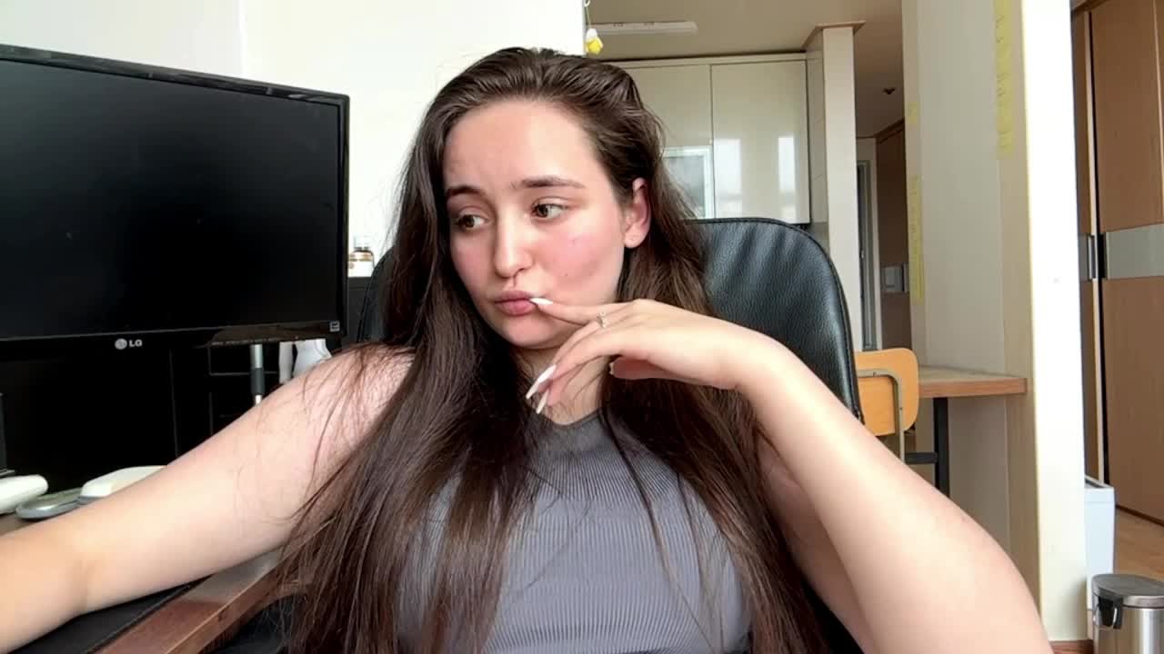 EmillyCarte Приват Записи 2026-08-28