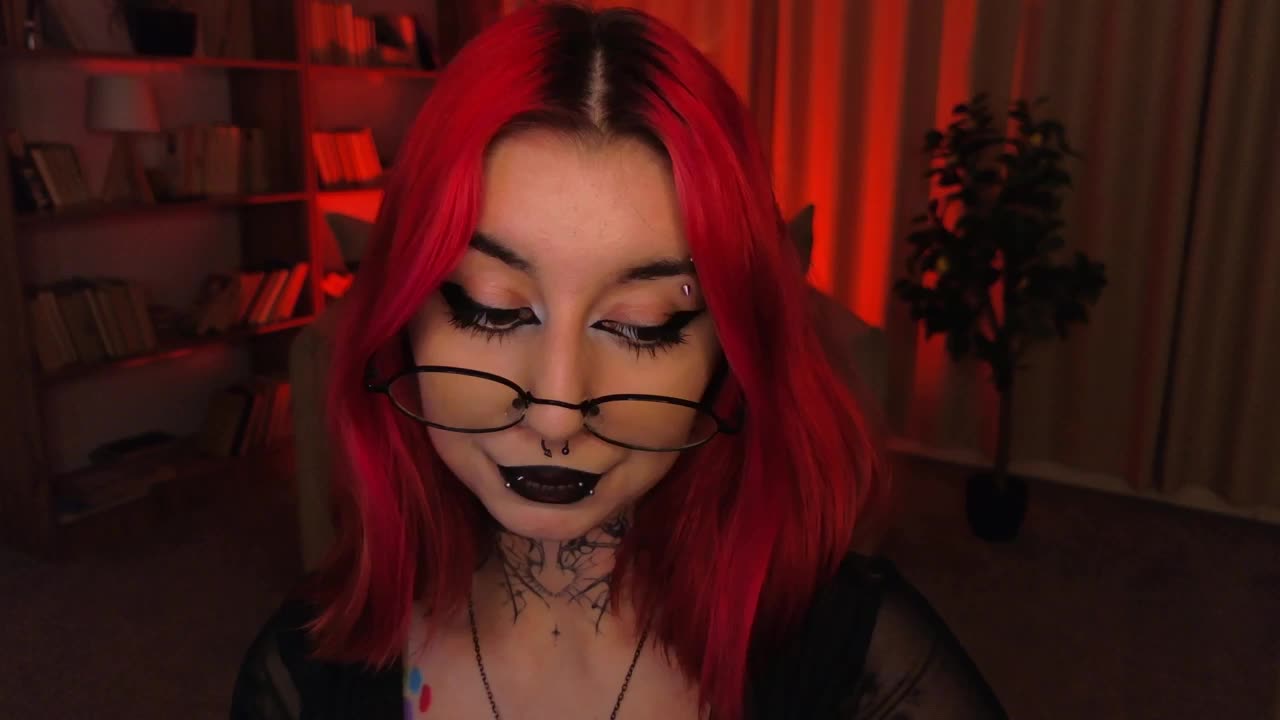 MistressMarcelline Приват Записи 2026-08-28