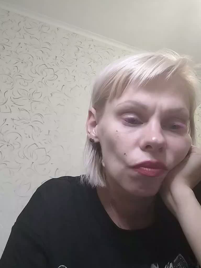 JulieSilver Приват Записи 2026-08-31