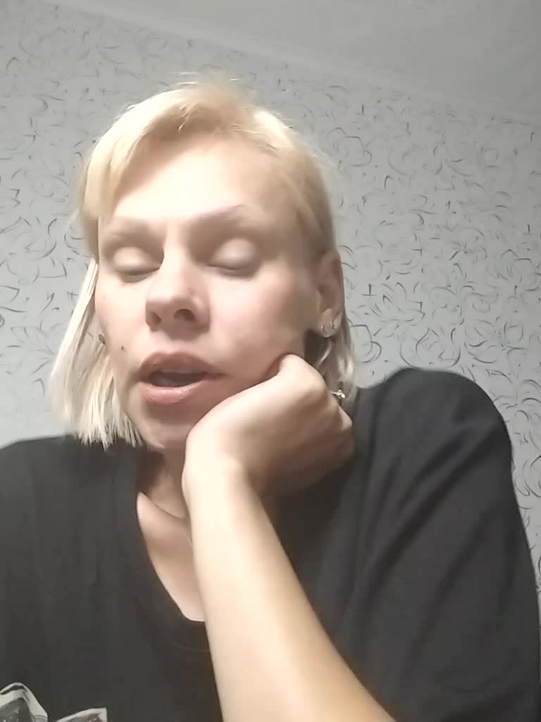 JulieSilver Приват Записи 2026-09-03