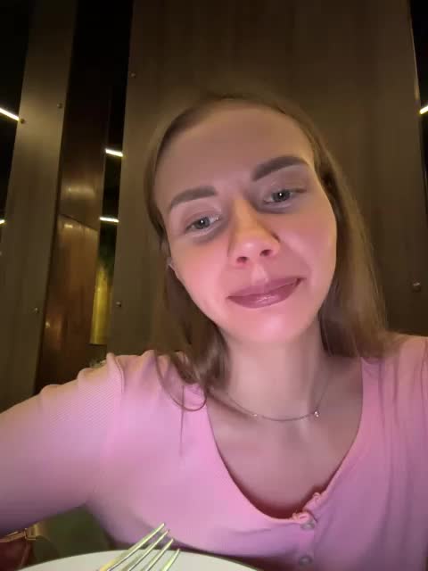 VikkiExtraCheese Приват Записи 2026-09-04