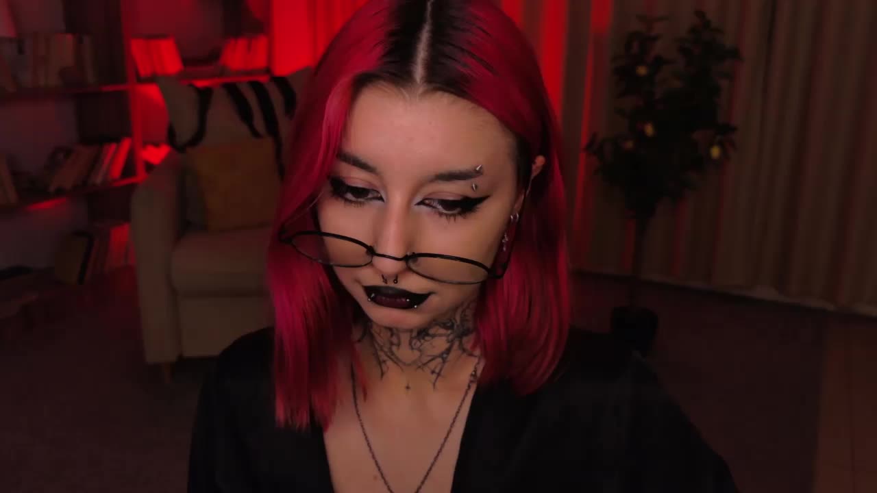 MistressMarcelline Приват Записи 2026-09-04