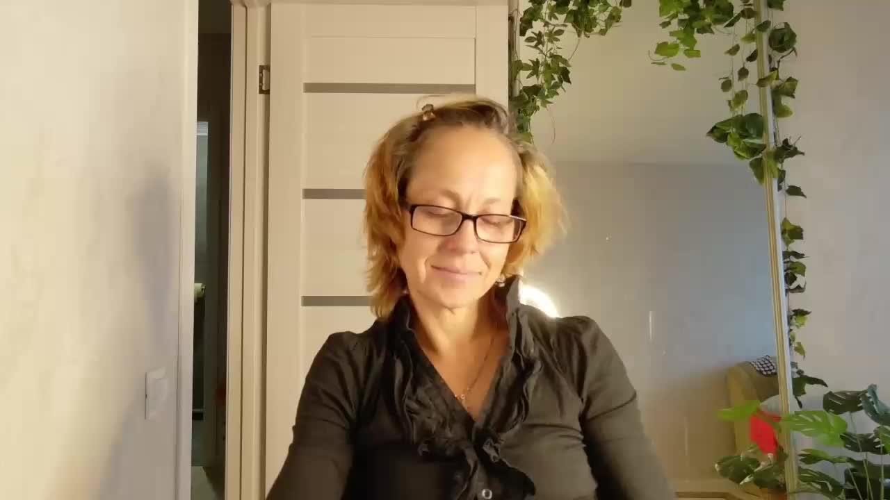 LioraWeiss Приват Записи 2026-09-08