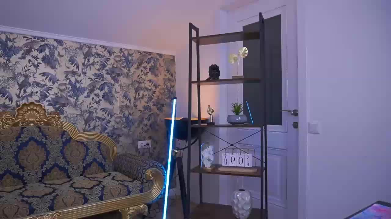 LittleJulii Приват Записи 2026-09-09