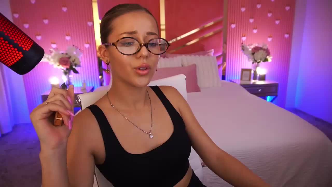 LoveeDove Приват Записи 2026-09-09