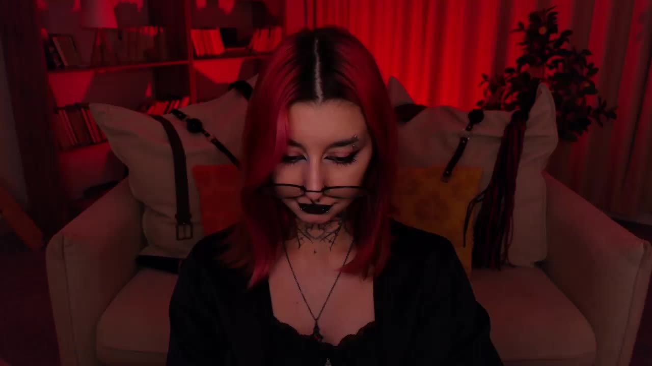 MistressMarcelline Приват Записи 2026-09-12