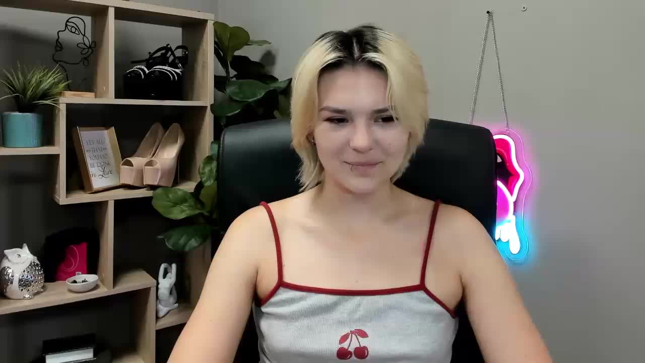 SweetLilyxo Приват Записи 2026-09-13