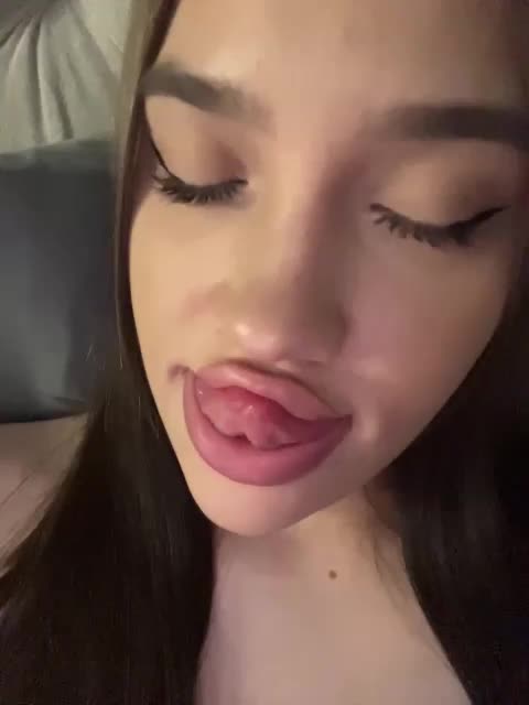 Glossmixdoll Приват Записи 2026-09-15