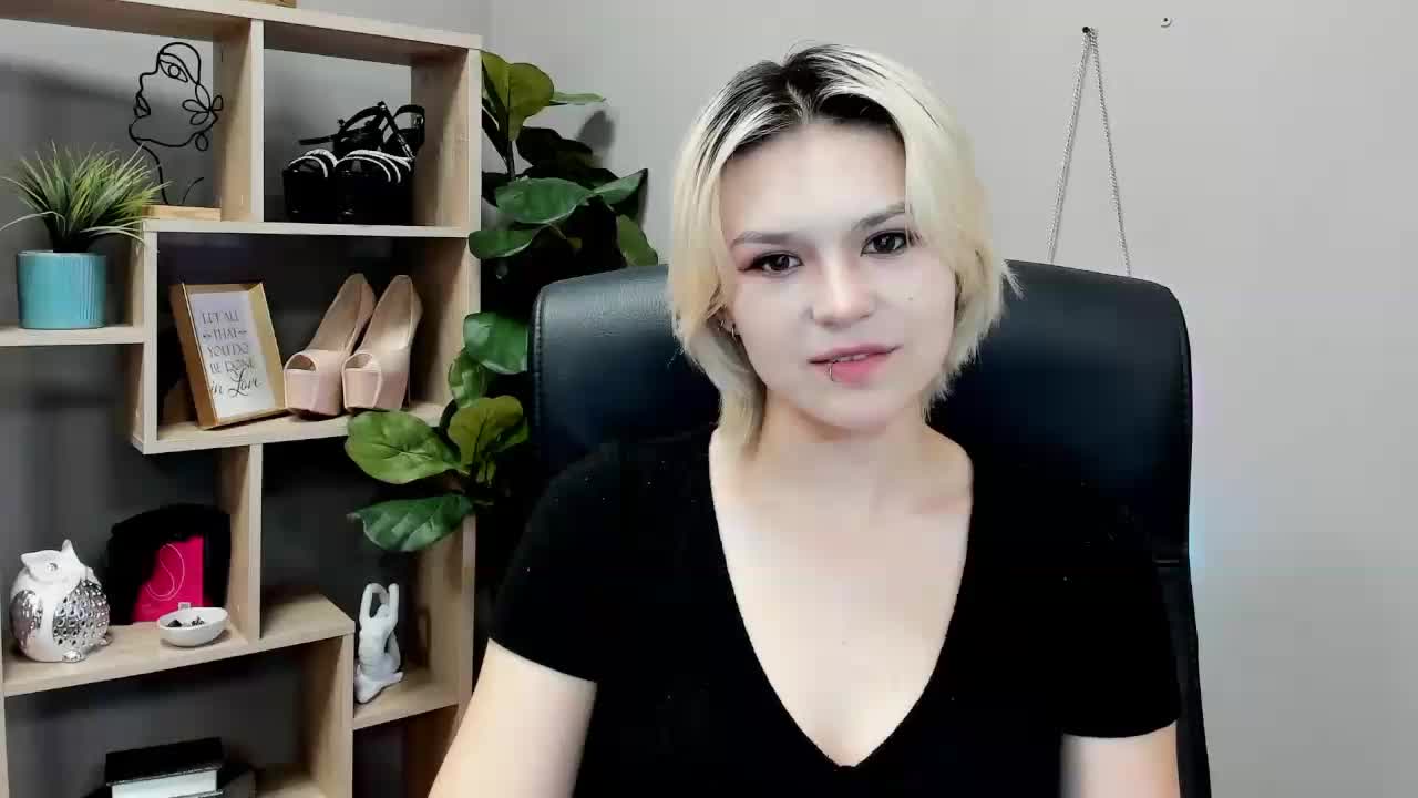 SweetLilyxo Приват Записи 2026-09-15