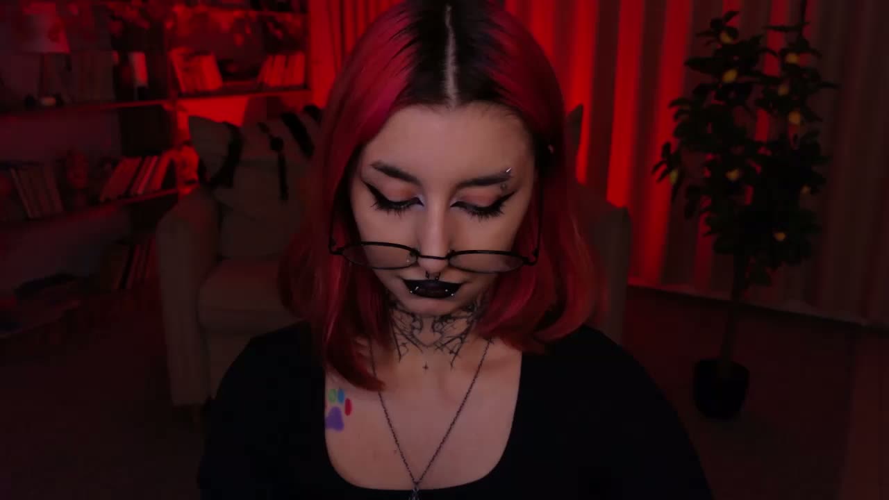 MistressMarcelline Приват Записи 2026-09-17