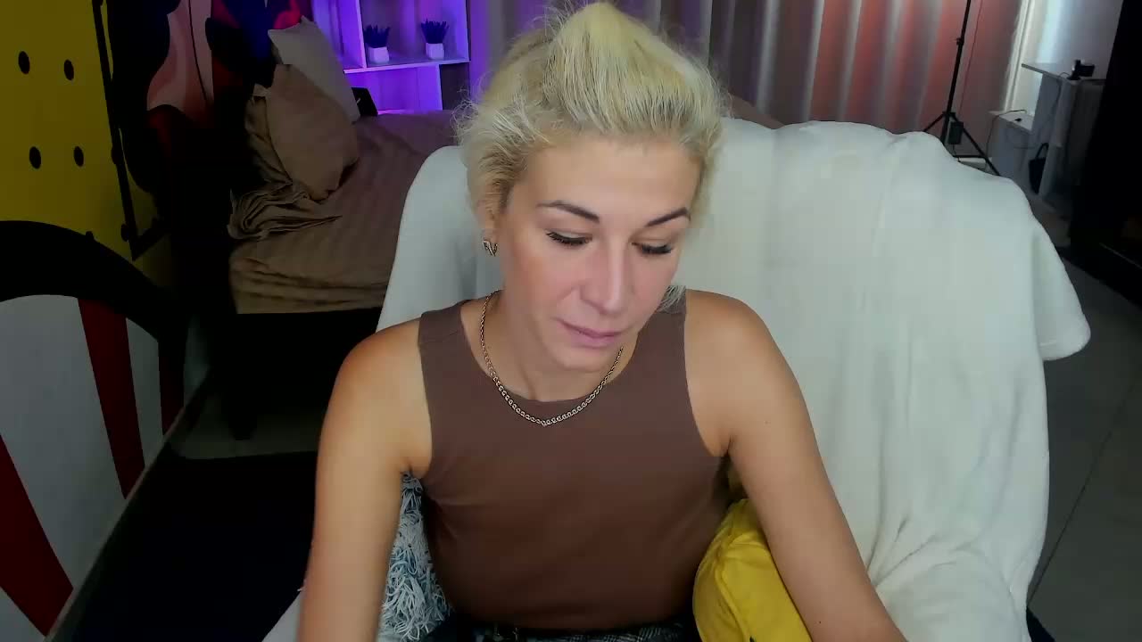 Emilia-Wils Приват Записи 2026-09-17