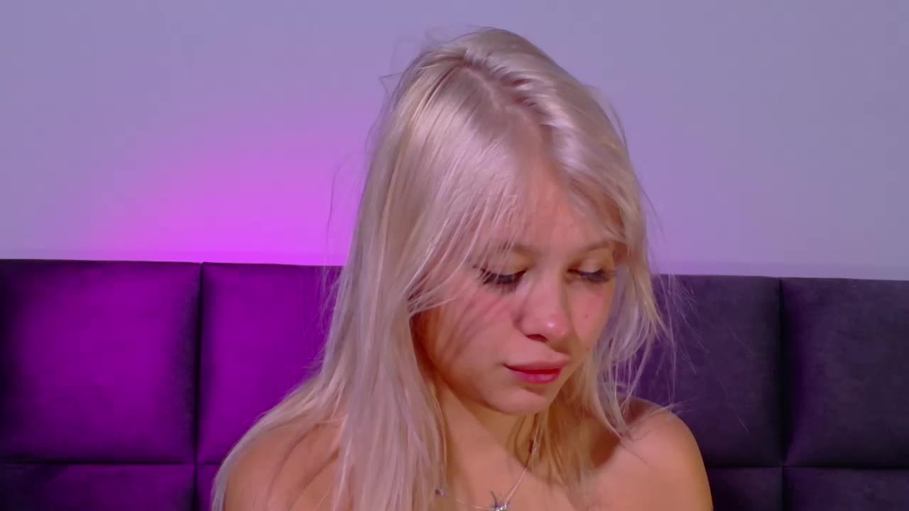 softangelxkisses Приват Записи 2026-09-18