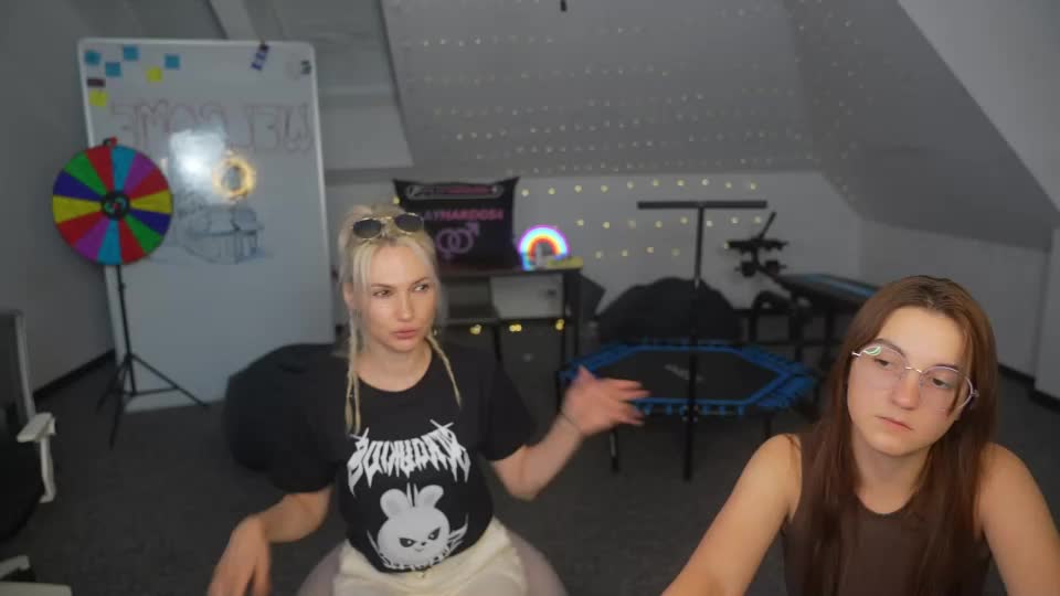 livehub054 Приват Записи 2026-09-22