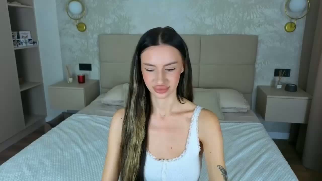 SnowWhiteee Приват Записи 2026-09-23