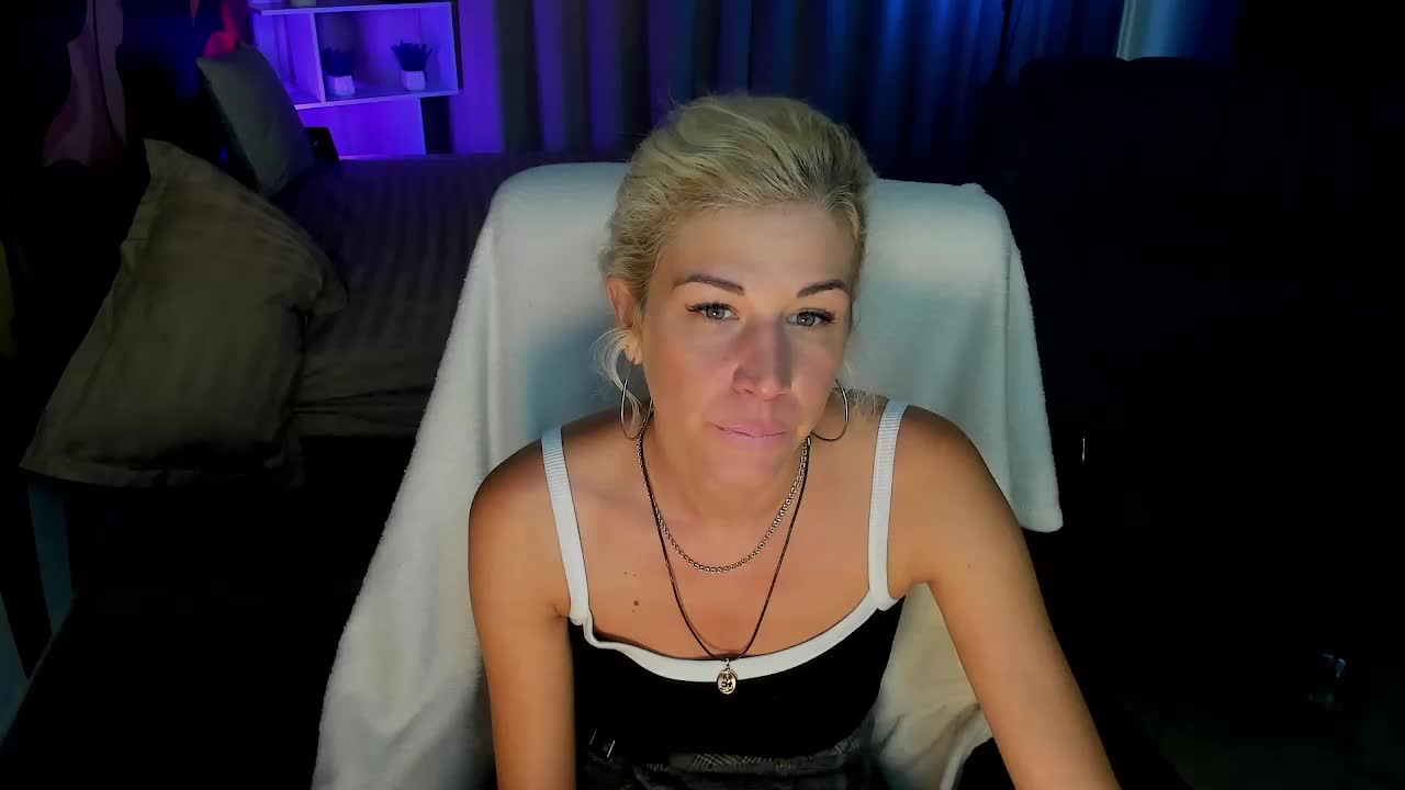 Emilia-Wils Приват Записи 2026-09-23
