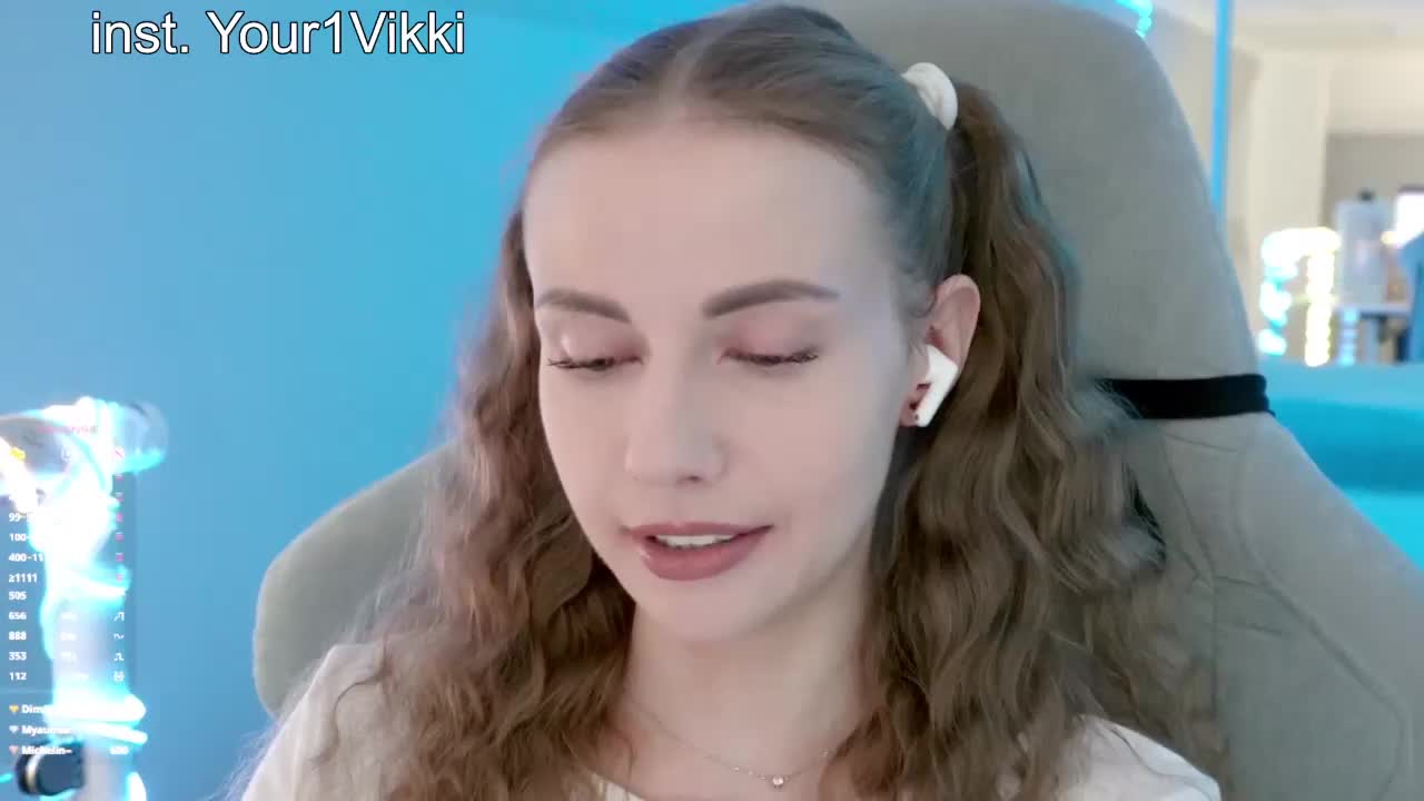 VikkiExtraCheese Приват Записи 2026-09-24