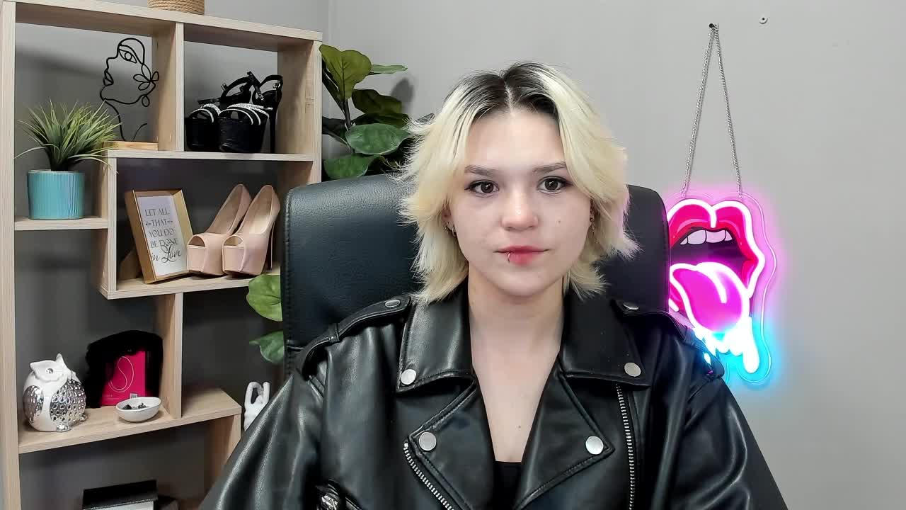 SweetLilyxo Приват Записи 2026-09-25