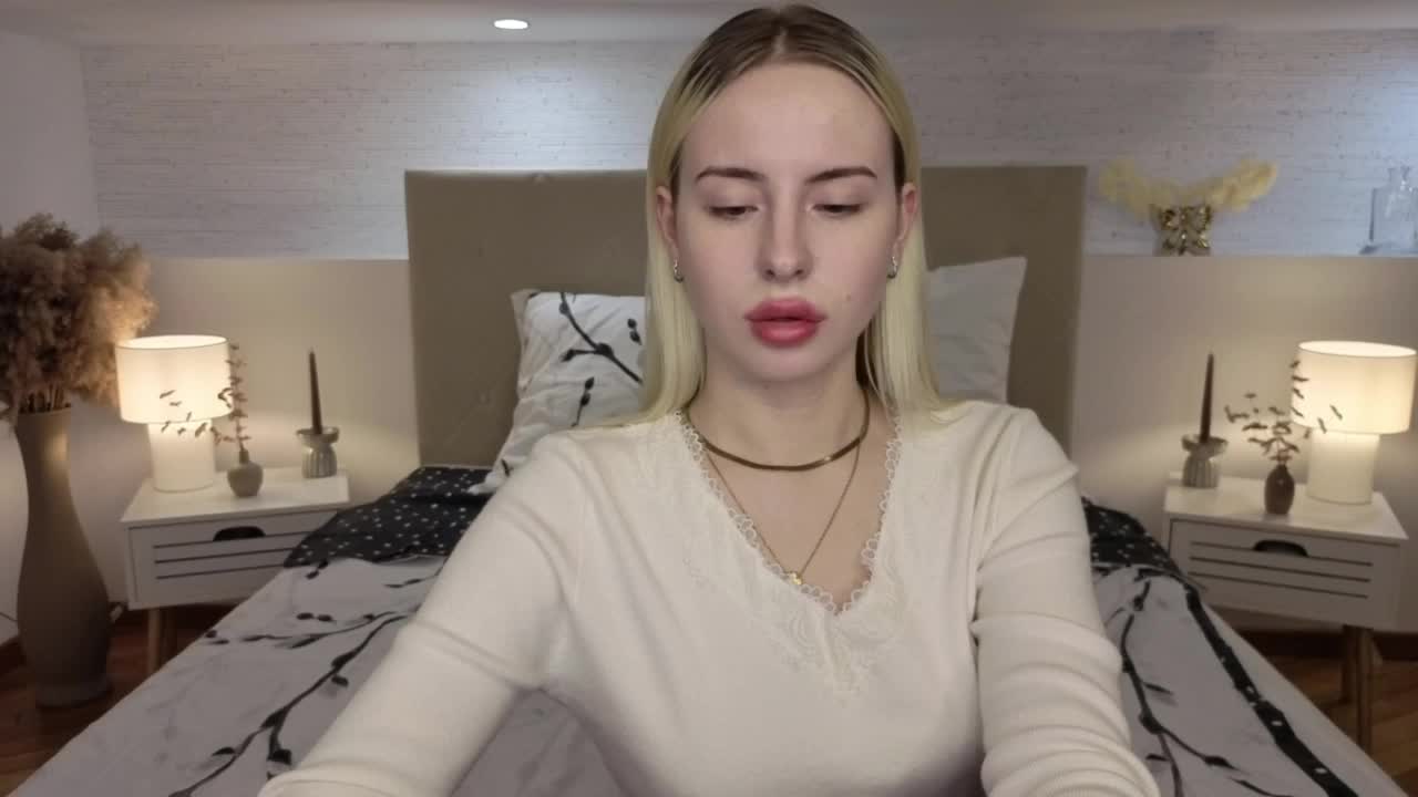 Bella-crazyy Приват Записи 2026-09-26
