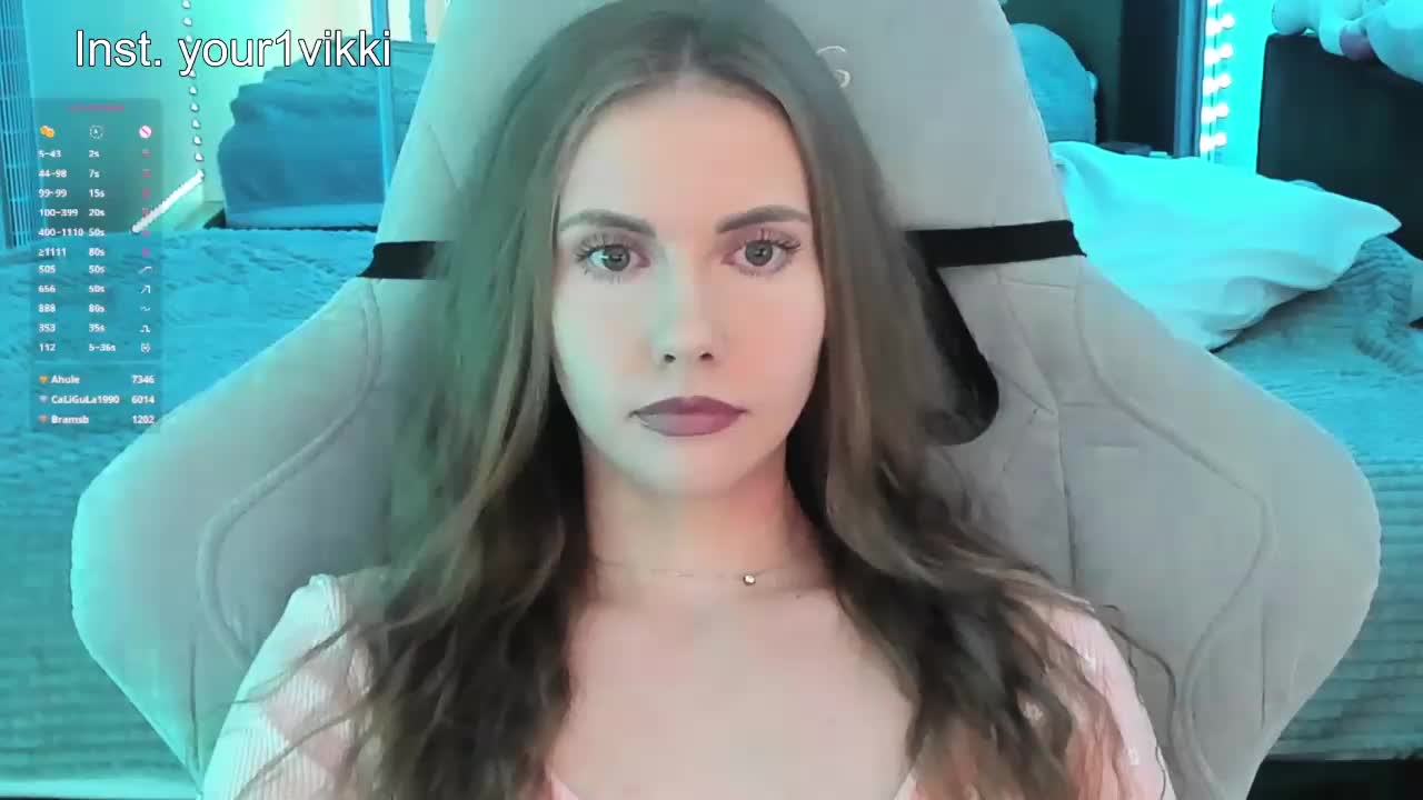 VikkiExtraCheese Приват Записи 2026-09-27