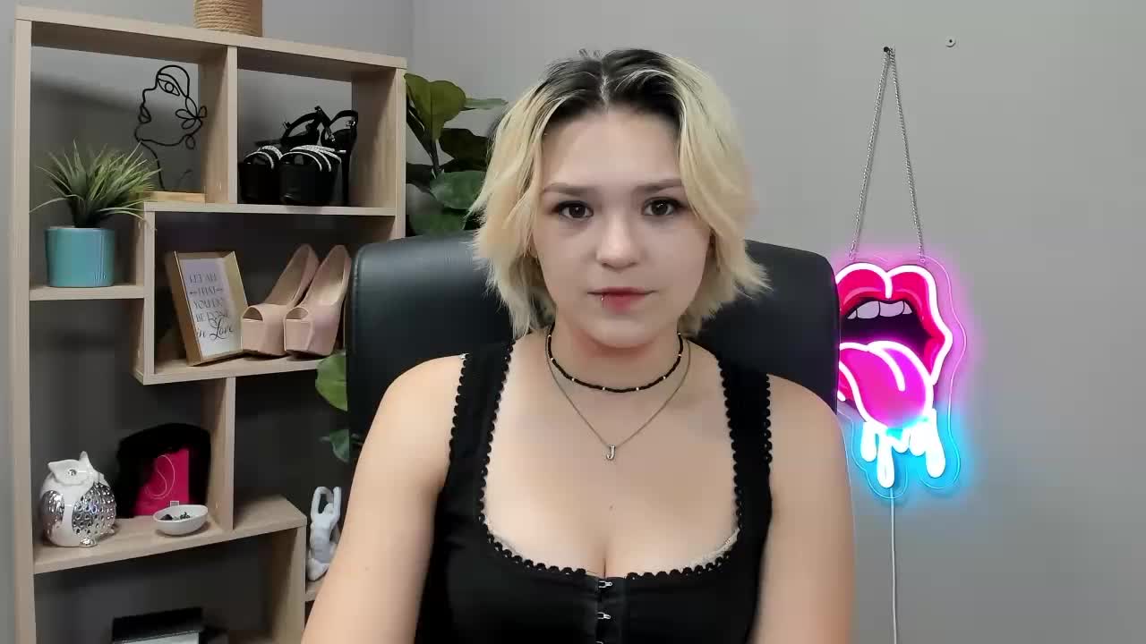 SweetLilyxo Приват Записи 2026-09-28