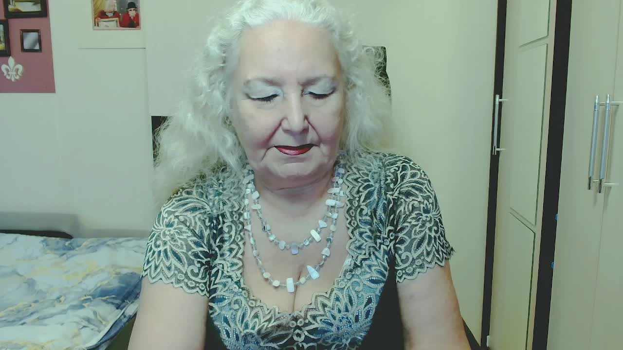 GrannyWants Приват Записи 2026-09-28
