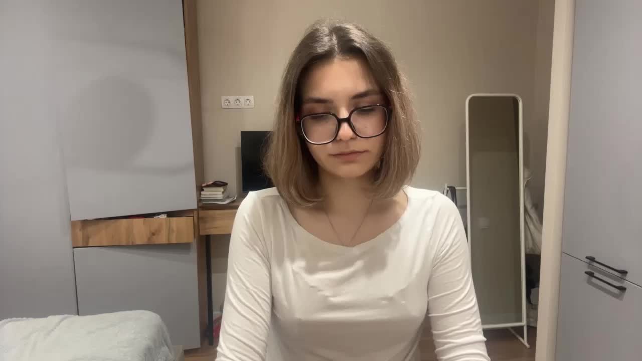 AlbaMihelcic Приват Записи 2026-10-03
