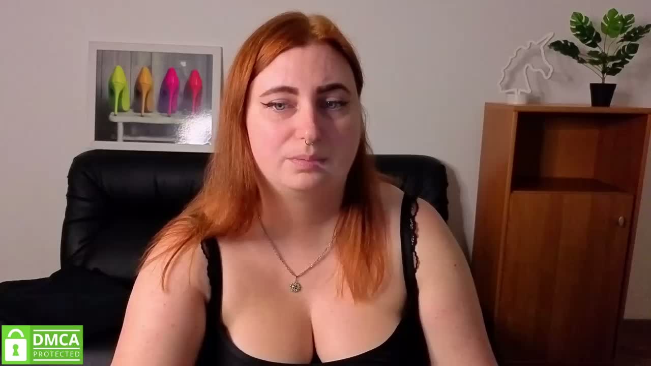 Aliciaredluv Приват Записи 2026-10-03