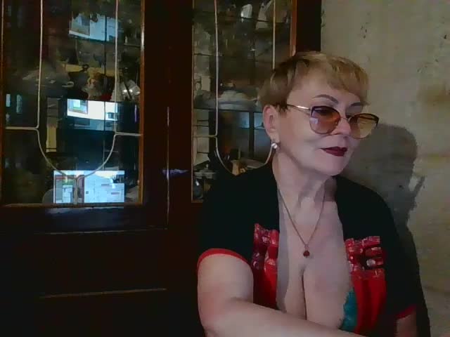 SophieBurns Приват Записи 2026-10-04