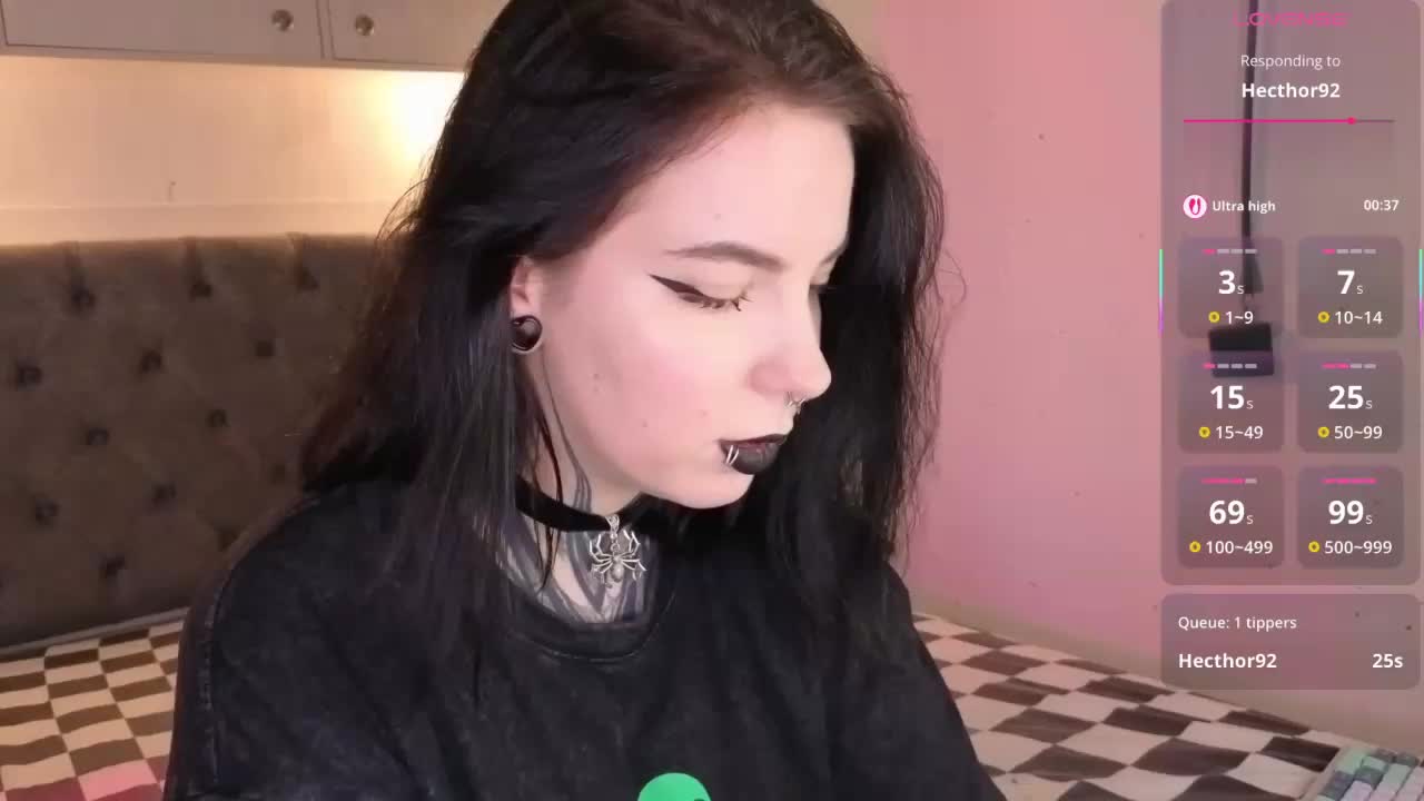 Vivi-Squirrel Приват Записи 2026-10-05