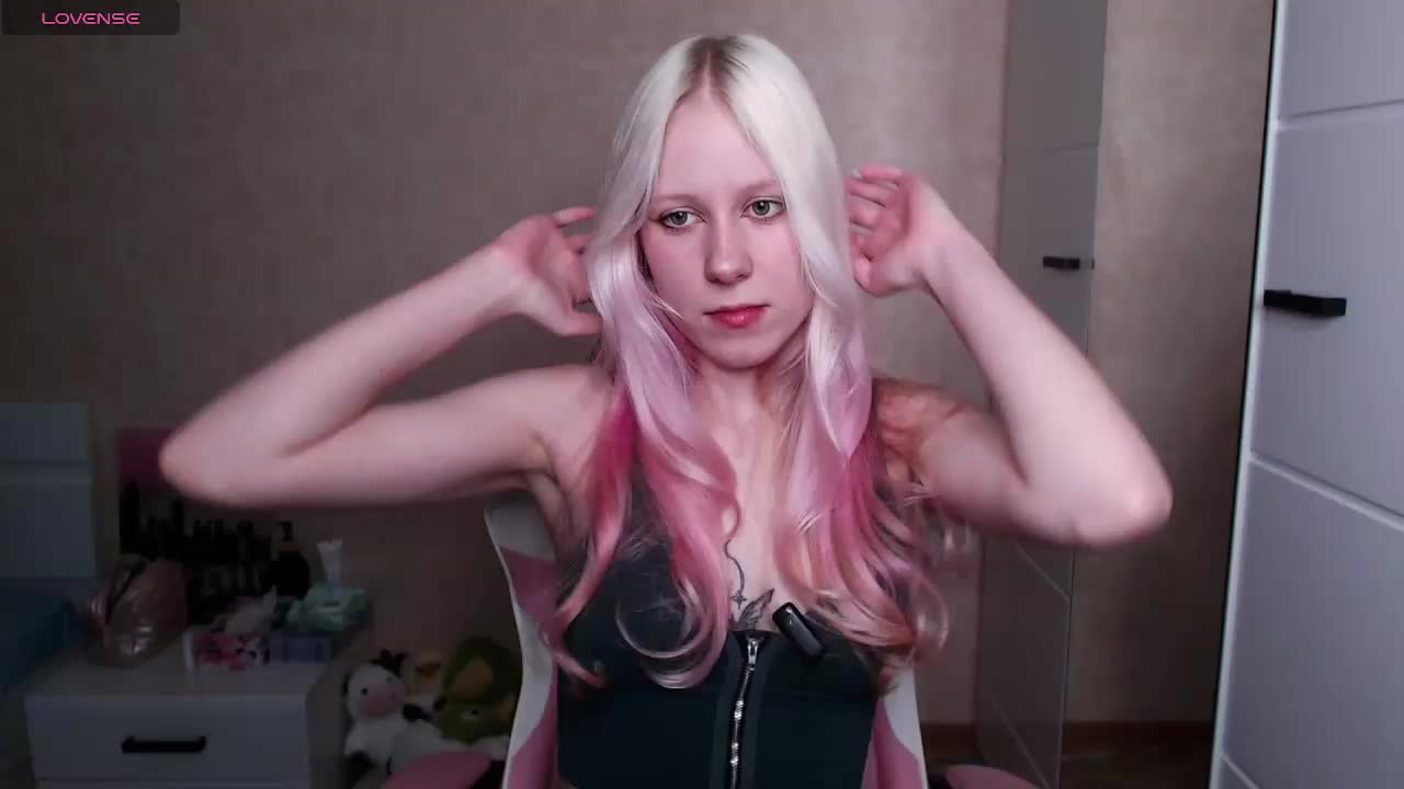 Mary-Kitty Приват Записи 2026-10-06