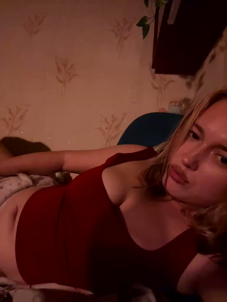 lyalyavivi Приват Записи 2026-10-07