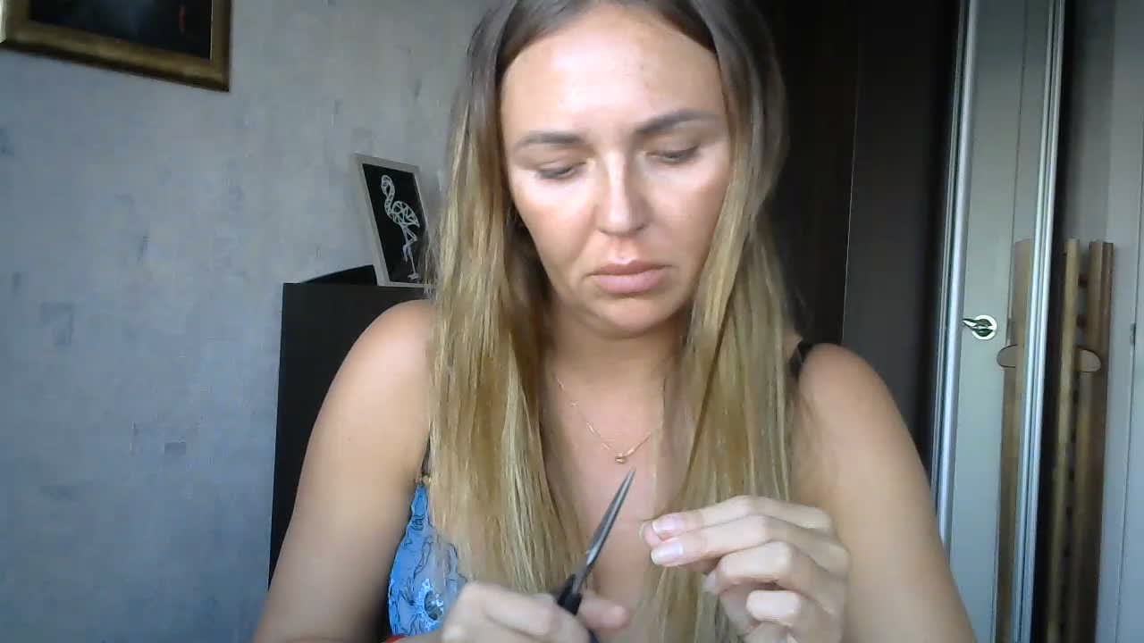 CuteAngelina Приват Записи 2026-10-07