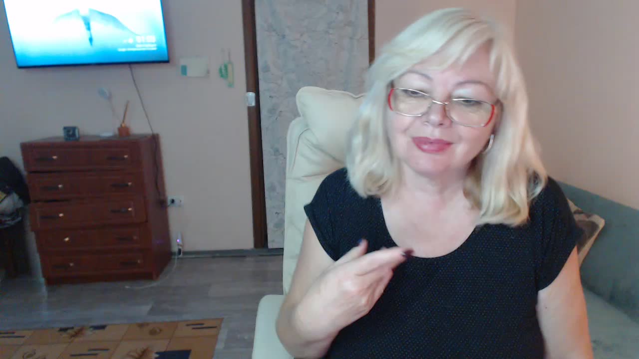 EvelynLoveShy Приват Записи 2026-10-09