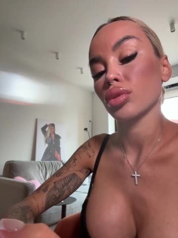 Maria_Magdaleena Приват Записи 2026-10-12