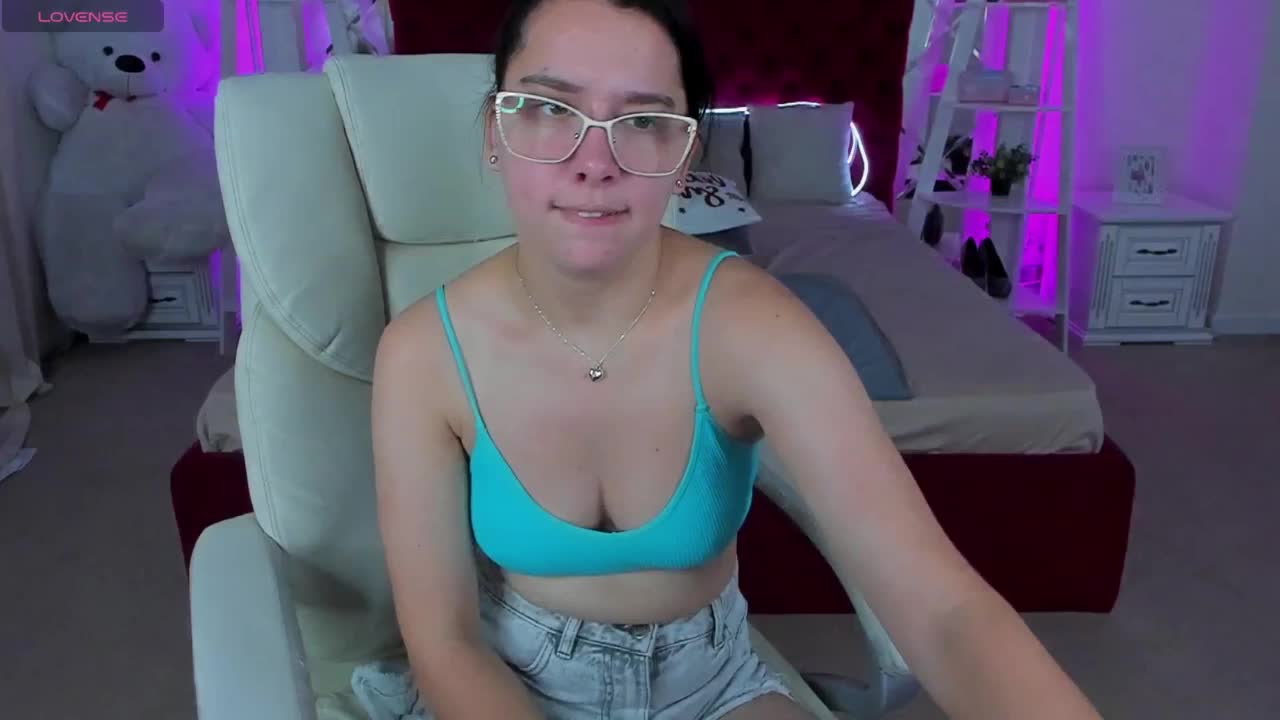 Livia-Shy Приват Записи 2026-10-12
