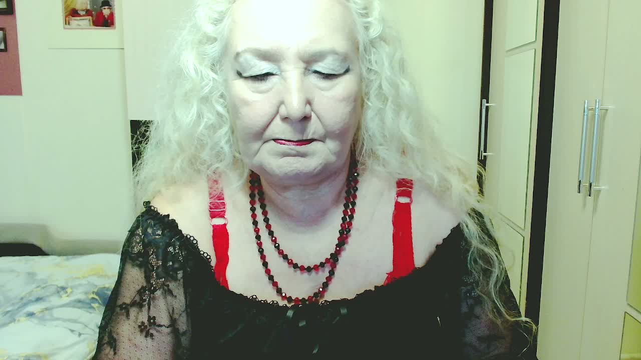 GrannyWants Приват Записи 2026-10-12