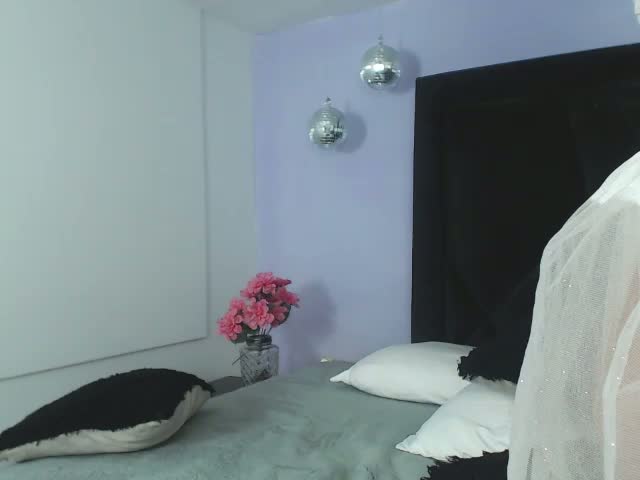 SamanthaLuthor Приват Записи 2026-10-13