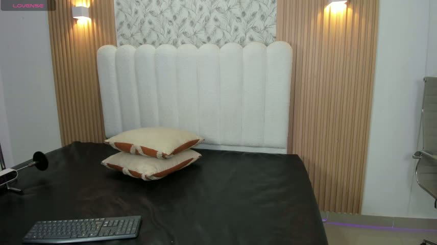 Amira_Alzahra Приват Записи 2026-10-14
