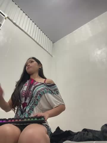 Pinay_petite Приват Записи 2026-10-15