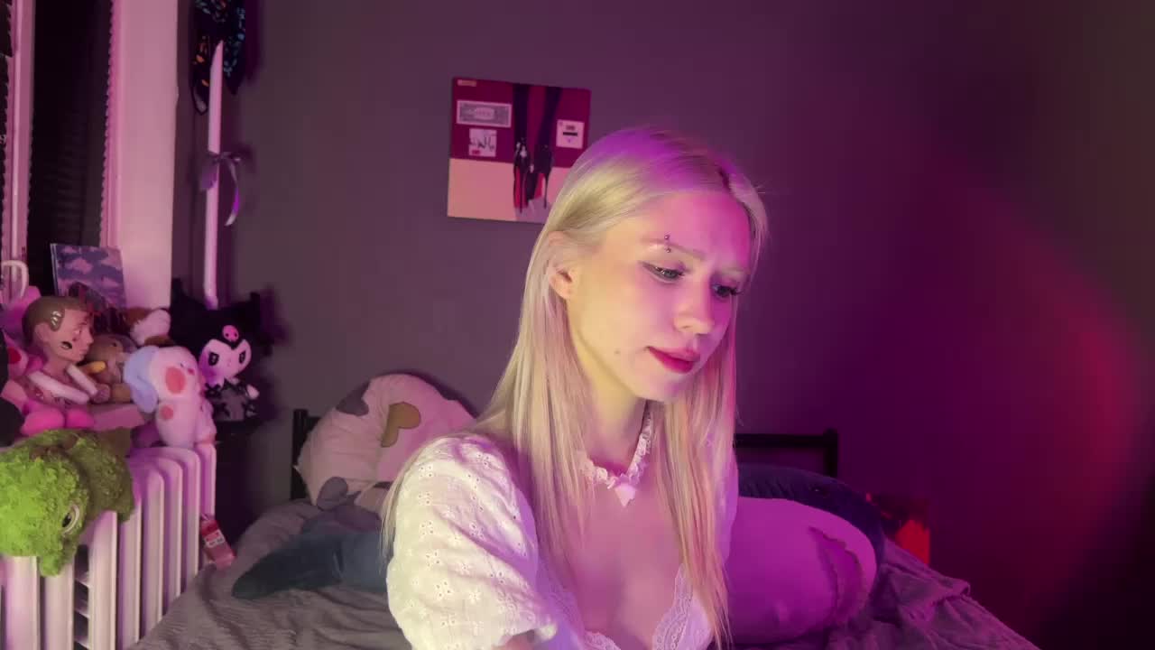 sexycute18 Приват Записи 2026-10-16