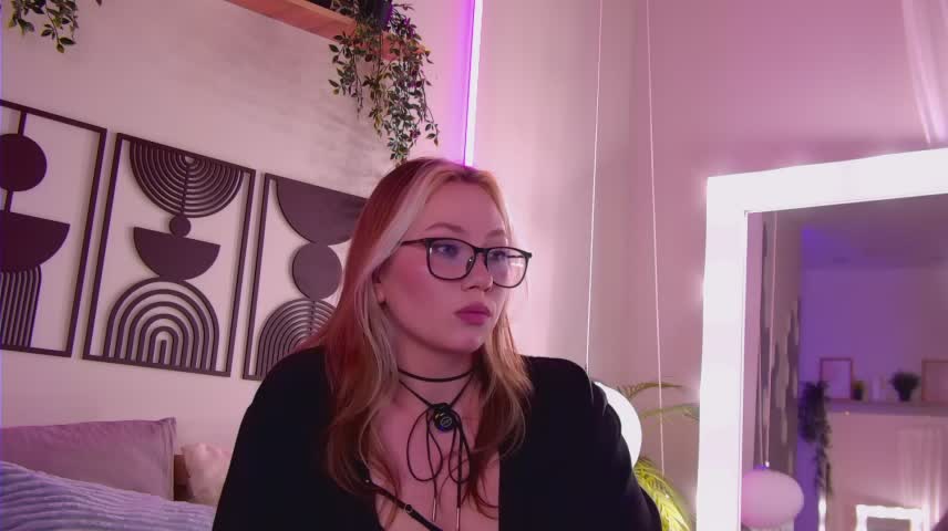 KristinaFlame Приват Записи 2026-10-17