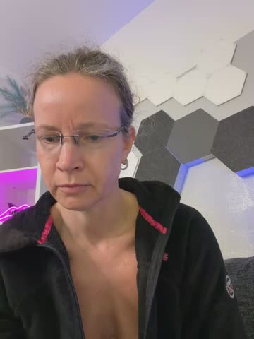 AnnikaRose Приват Записи 2026-10-17