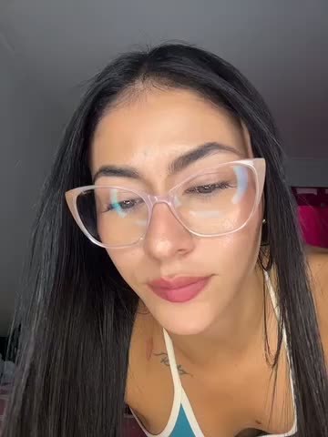 emilie_xx_ Приват Записи 2026-10-17