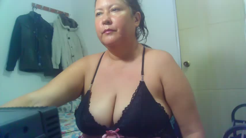couple_hot_2079 Приват Записи 2026-10-17
