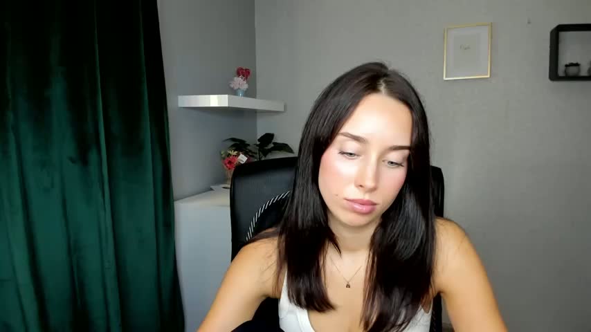 AdeleSolo Приват Записи 2026-10-17