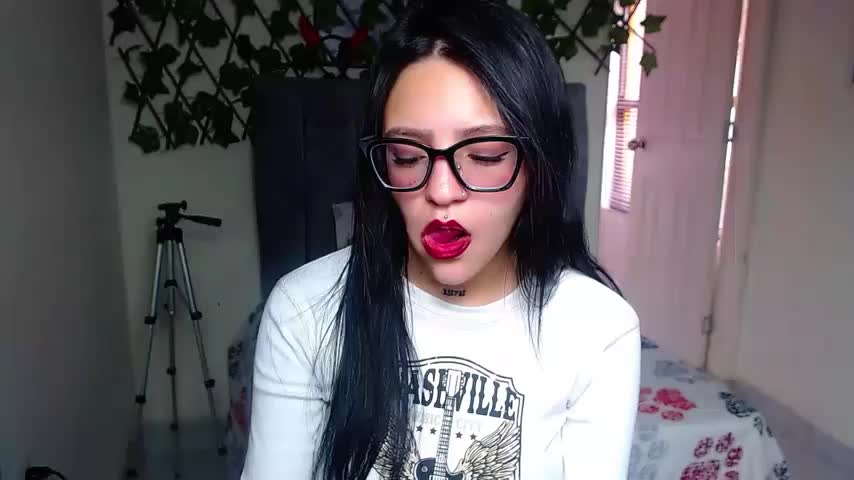 Violettasquirt Приват Записи 2026-10-17