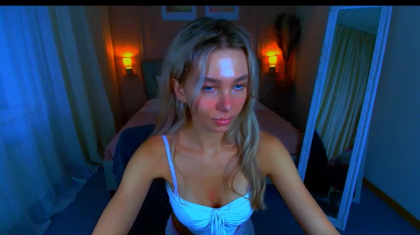 LuluAlis Приват Записи 2026-10-17