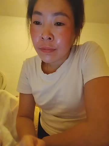 Yiyoongg Приват Записи 2026-10-18