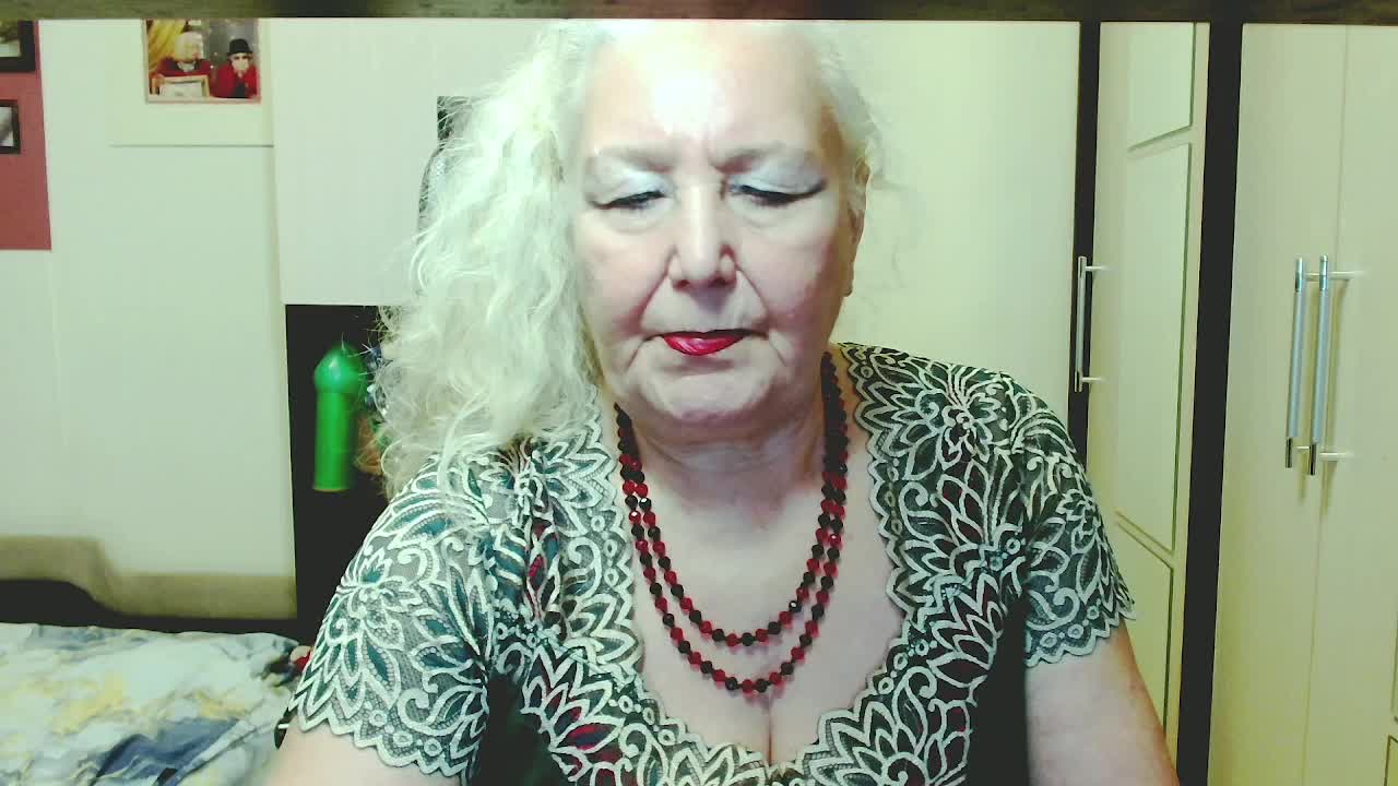 GrannyWants Приват Записи 2026-10-18